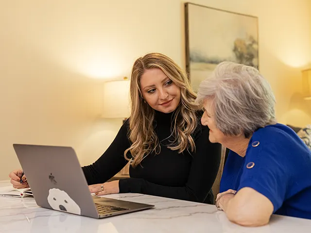 SeniorDecor Dedicated Designer Program SeniorDecor Dedicated Designer Program